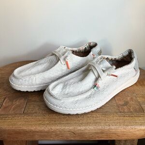 White Hey Dudes, Size 6